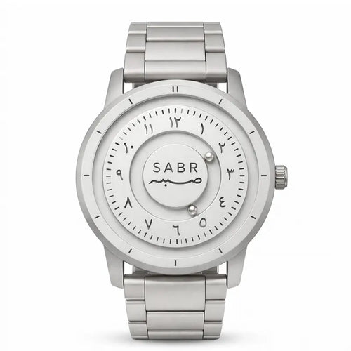 Montre « SABR » avec Chiffres Arabe et Bracelet en Acier - Édition Full Silver Waqti Store