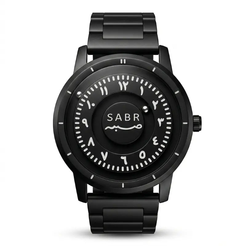 Montre « SABR » avec Chiffres Arabe et Bracelet en Acier - Édition Full Black Waqti Store